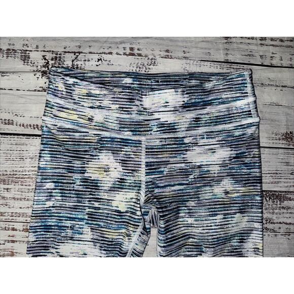 Lululemon Inspire Crop II Size 6 FGRT Striped Full On Luxtreme Medium Rise - Picture 2 of 7